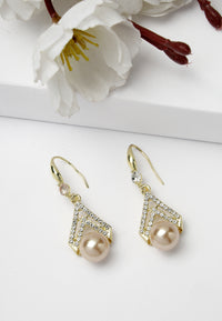 Gold-Coloured Pearl Earrings