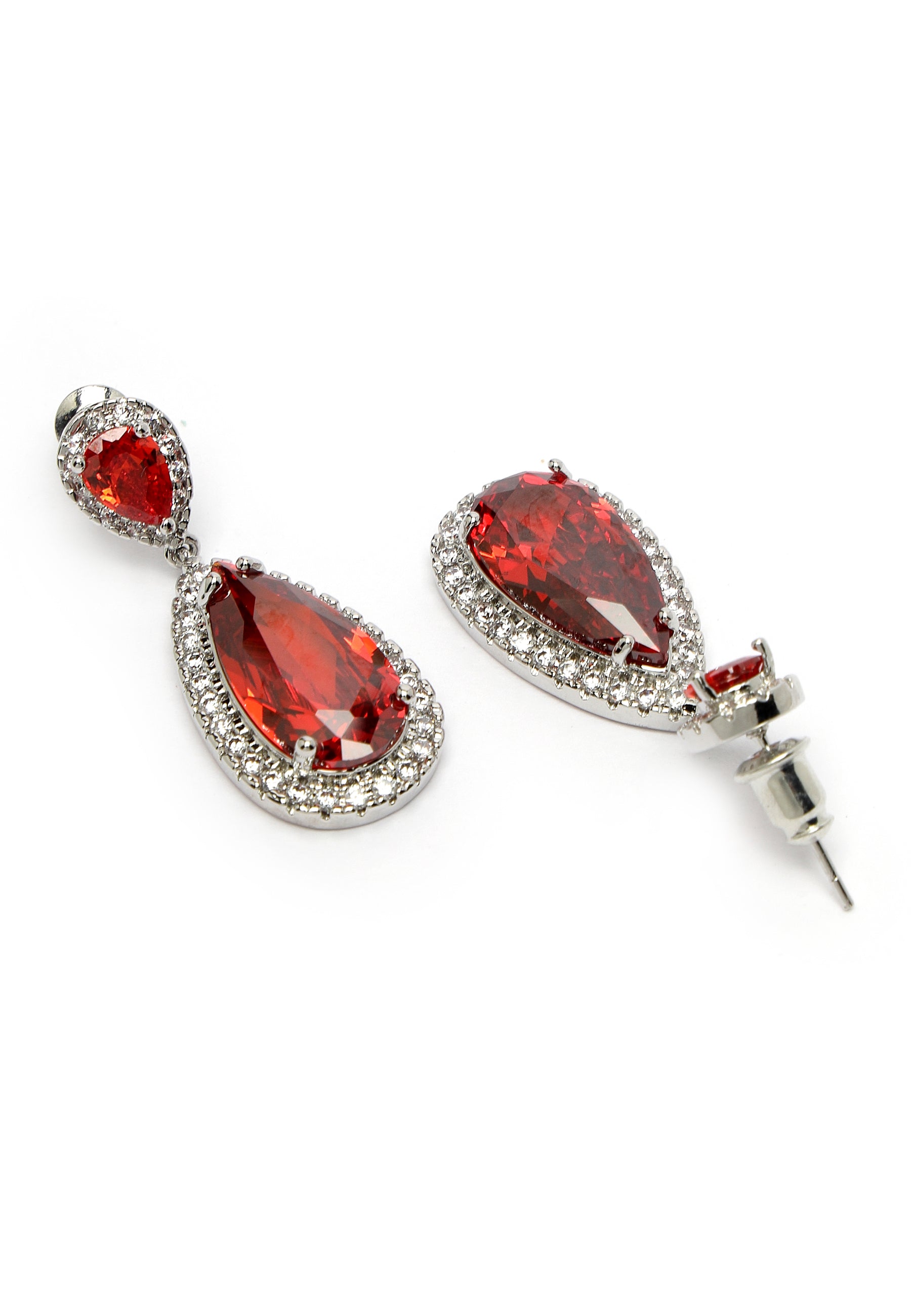 Boucles d'oreilles pendantes en zircone rouge