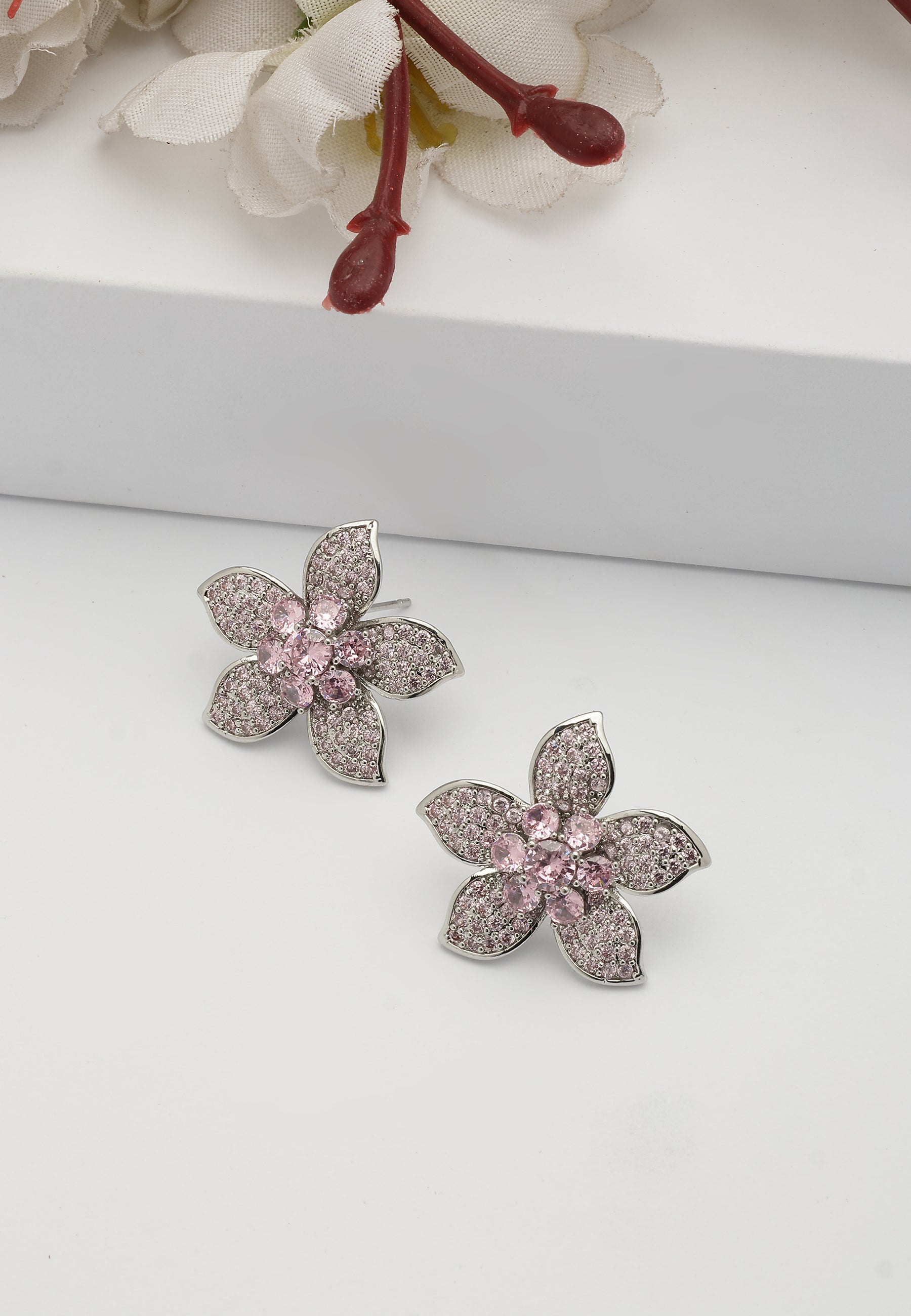 Boucles d'oreilles Stud Éblouissantes Daisy