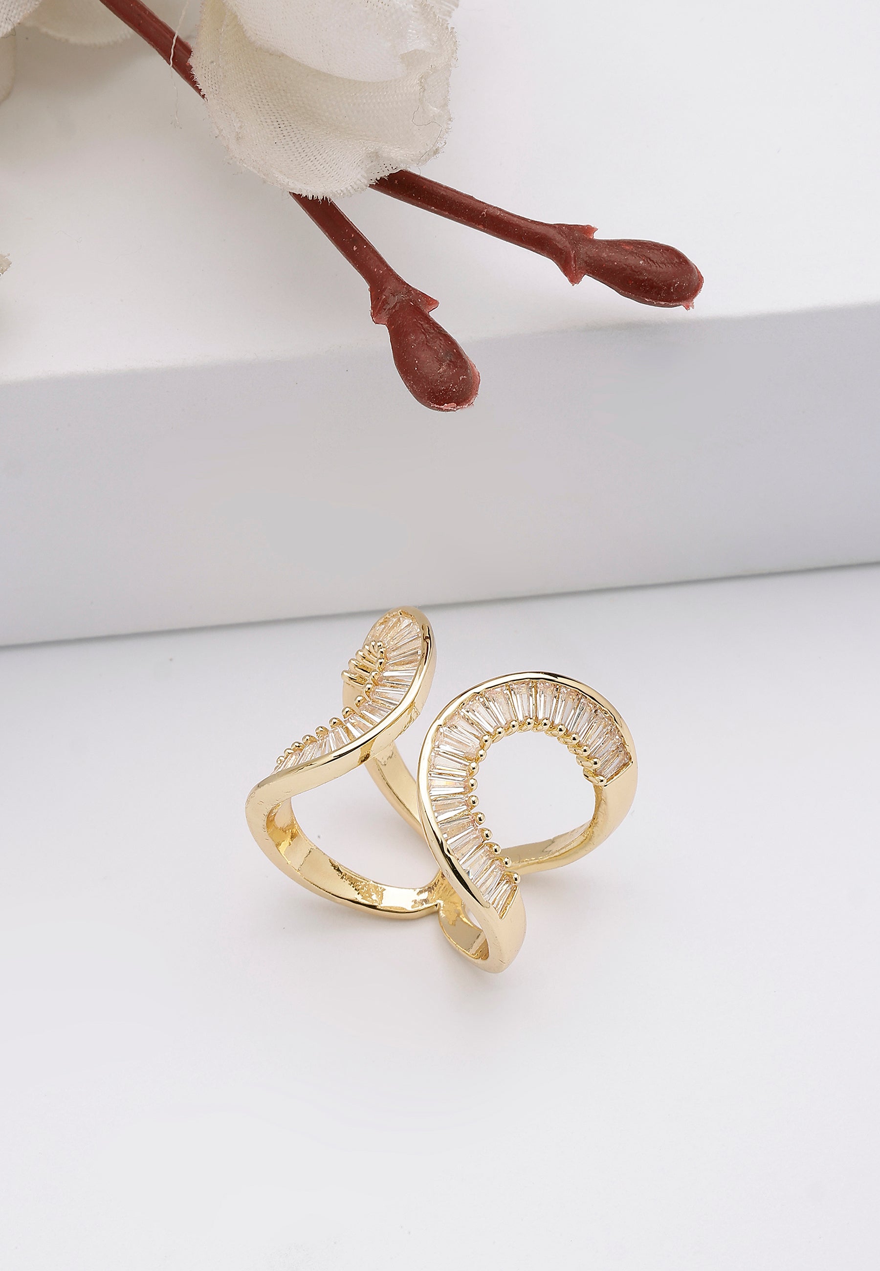 Goldener Halbmond Glam Ring